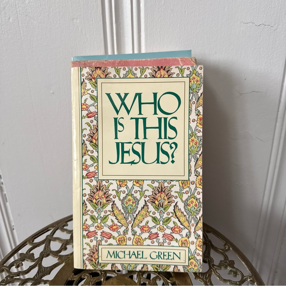 Christian Book Bundle Collection - Picture 4 of 11